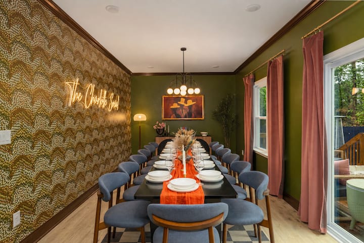 Dinner at the table for 14